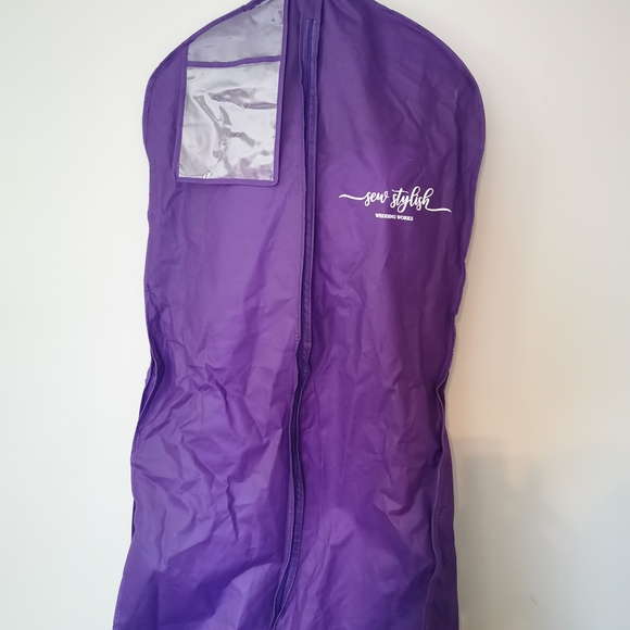 Alyce Design Wedding dress - Picture 6 of 9